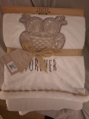 Levtex White & Taupe Owl Baby Blanket